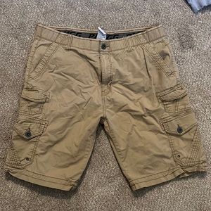 Plugg men’s khaki cargo shorts